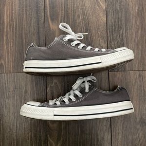 Women’s converse
